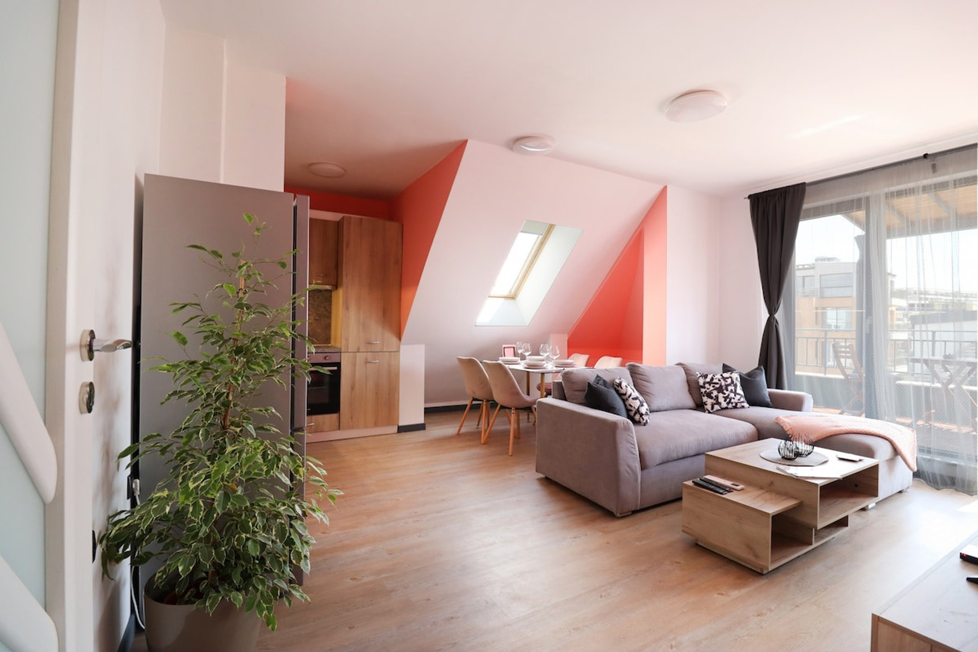 Living room image 3