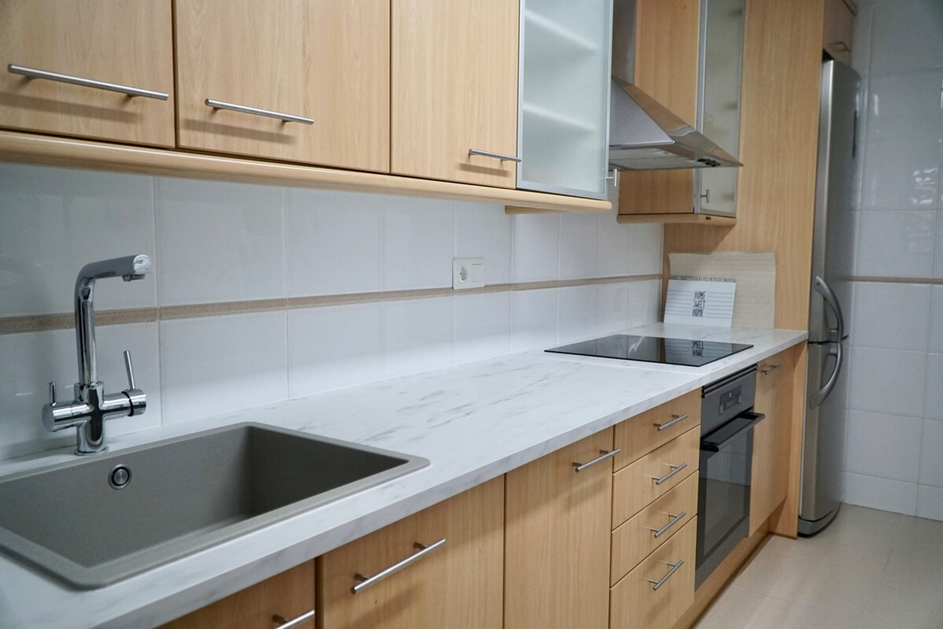 Full kitchen
