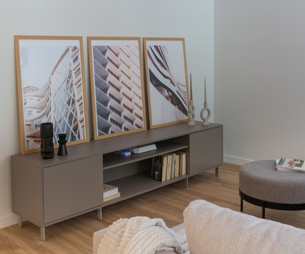 Sunlit three bedroom apartment with balcony