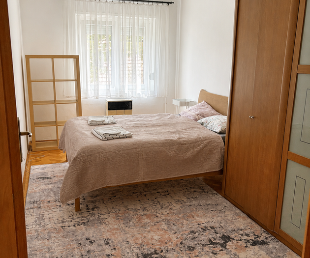 Helle und ruhige 2-Zimmer-Wohnung im Stadtteil Pus