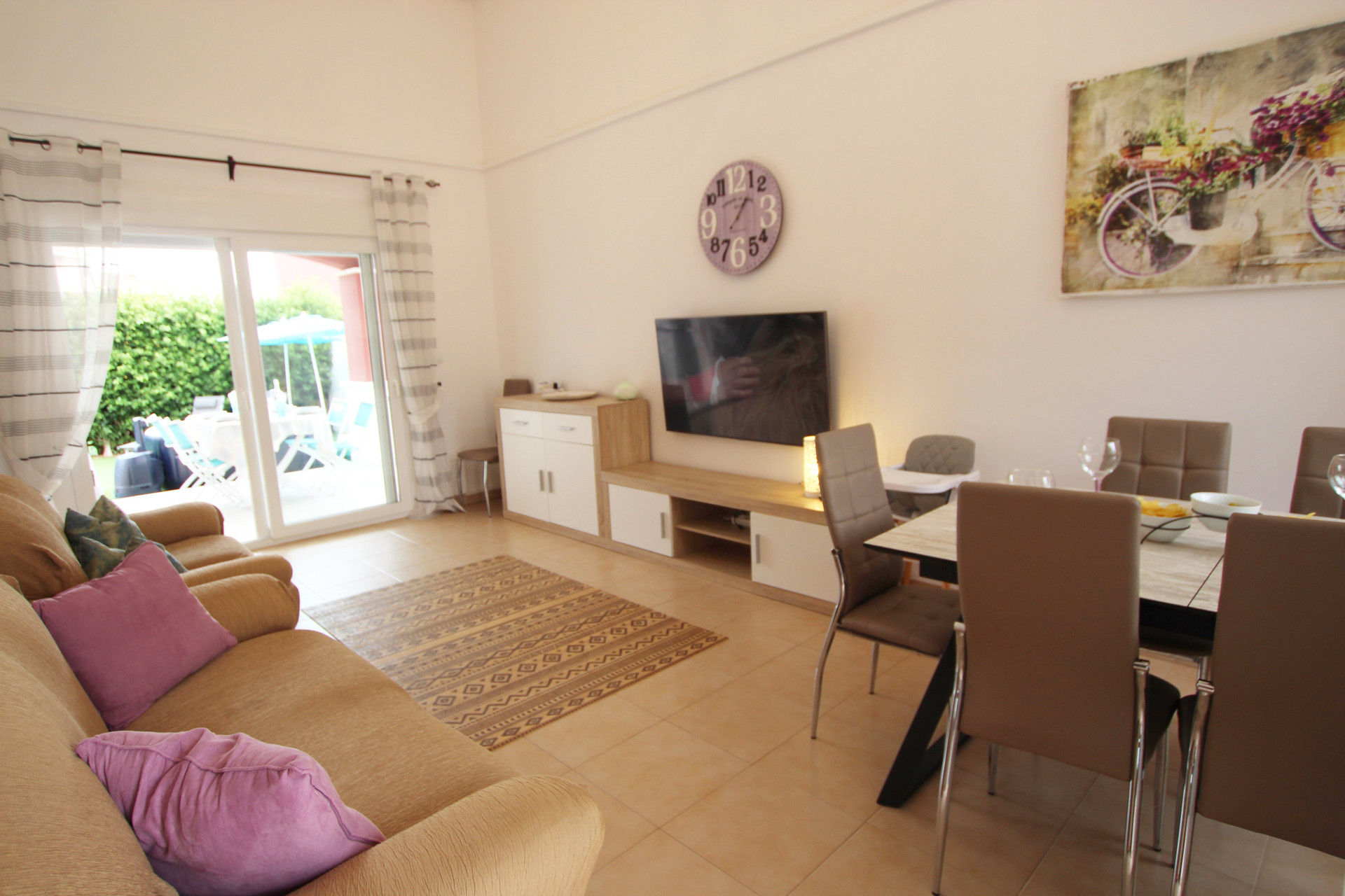 Living room with dining table