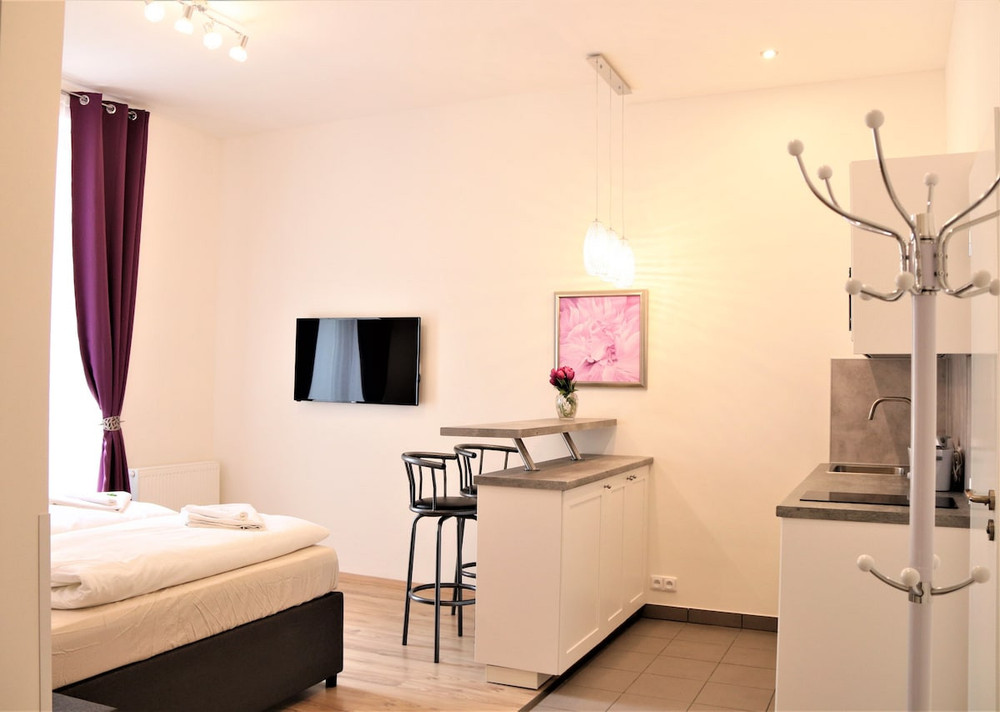 Flowers apartment 2 preview