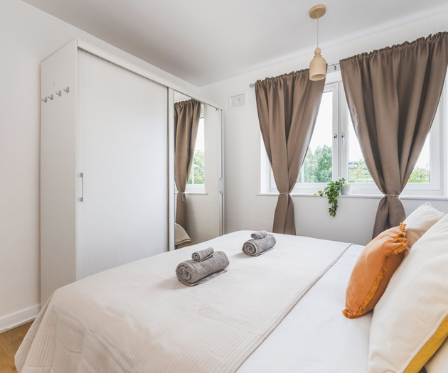 Tower Bridge 2 Bedroom Flat | Sleeps 5 | Great