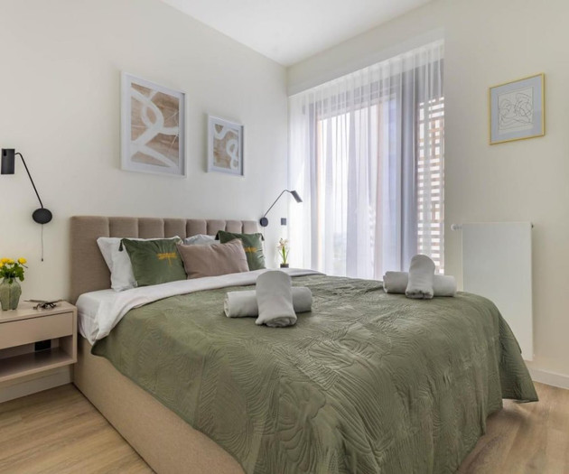 Modern 1-Bedroom Apartment in the Heart of Warsaw