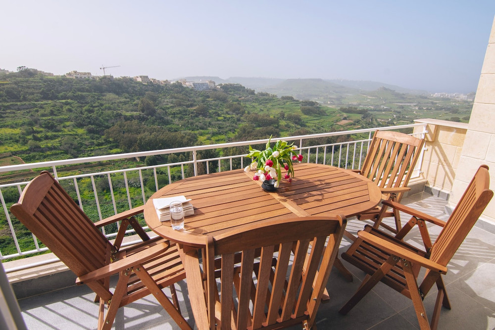 The Valley Collection - Suite A17 preview