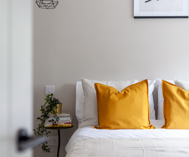 Trendy 2BR 1Bath Flat, 15 Min to Wembley, Sleeps 6