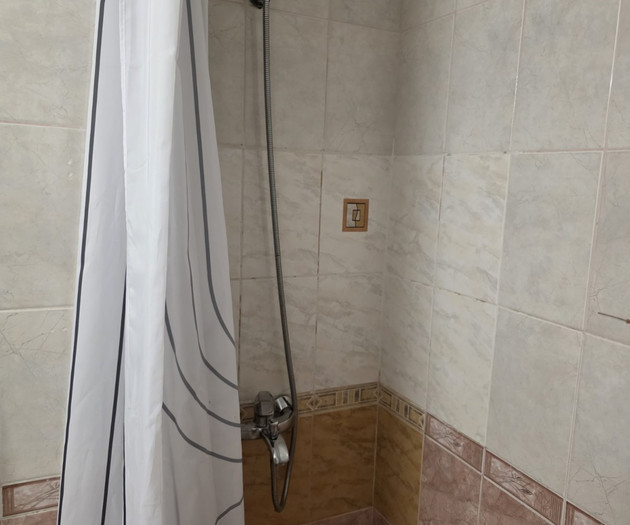 Stylish 1BR near Centre