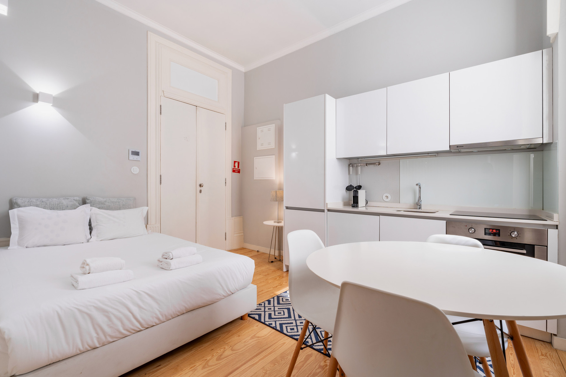 Dining area, double bed and kitchenette 