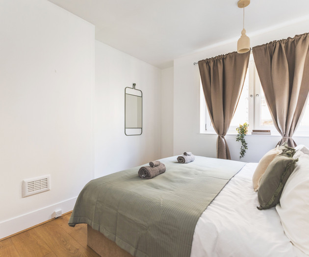 Tower Bridge 2 Bedroom Flat | Sleeps 5 | Great