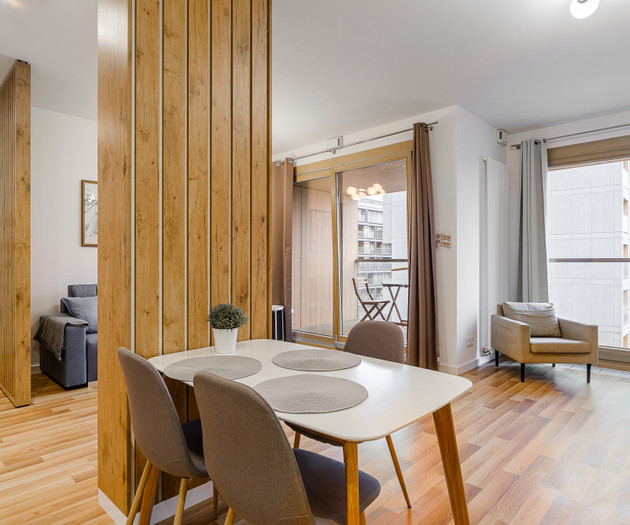 KOLEJOWA I-19DZIELNICA Apartment