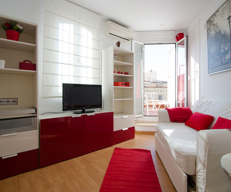 Renovated Penthouse near Plaza Espanya