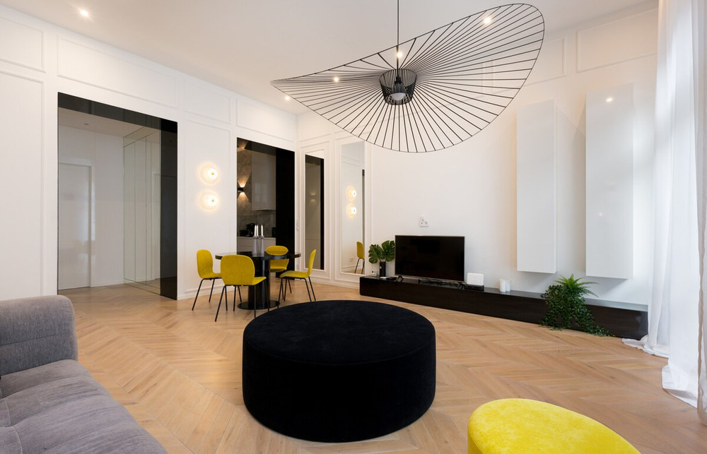 Designer Dream Home @ The Opera w/ Sauna & Balcony preview