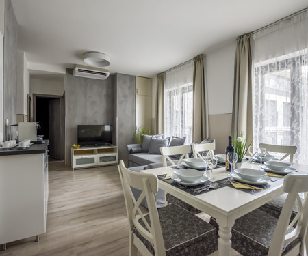 K40 Double Bedroom Apartment in the City Center