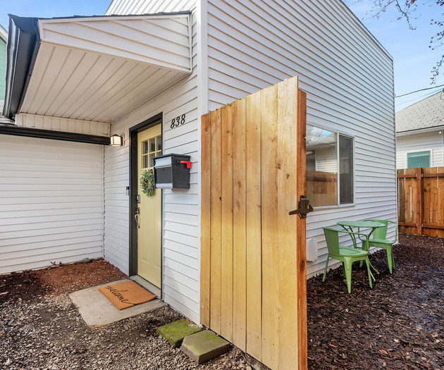 Cupcake Cottage- walkable in Portland