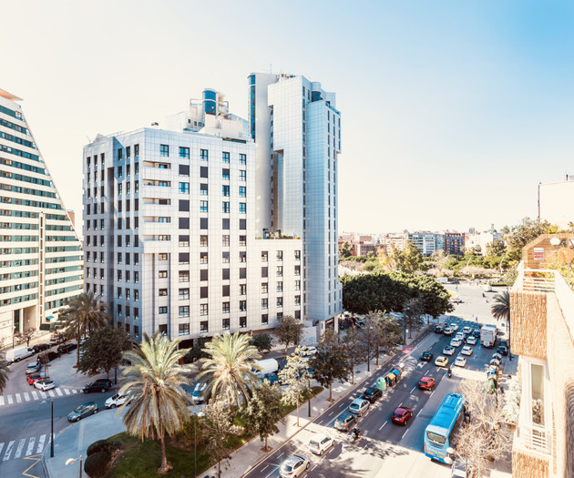 Wonderful Penthouse with Parking