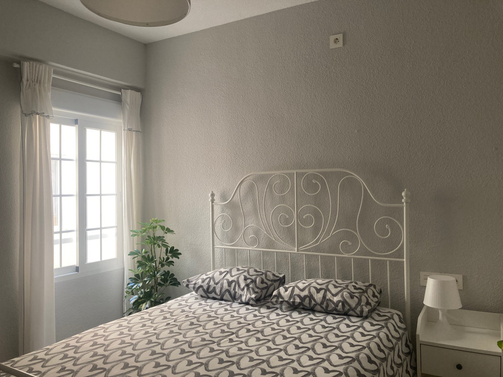 Espla Room - Bright, spacious, open closet preview