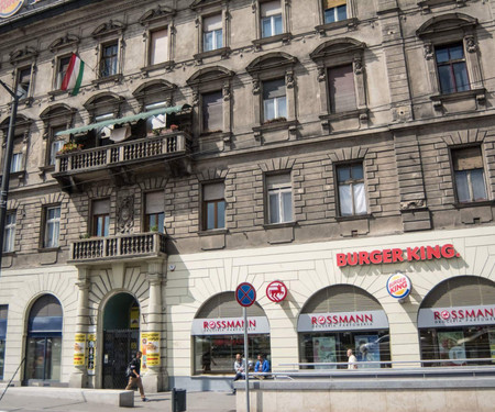 Modern Apartment at Keleti Station