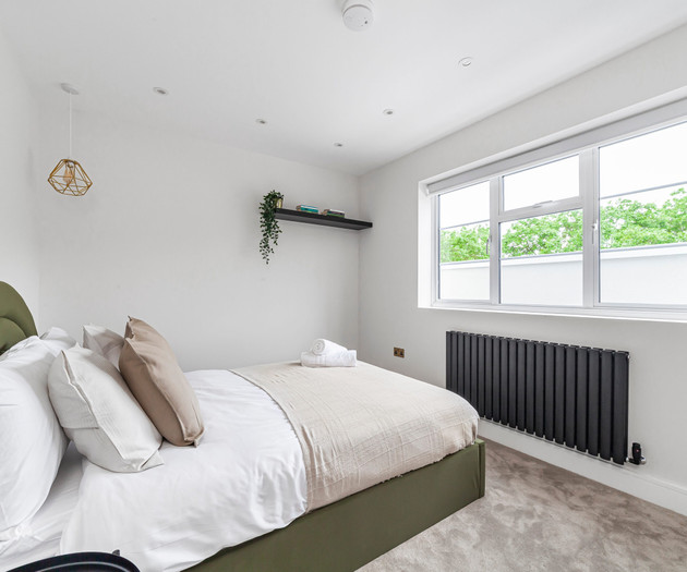 Lux 2BR Penthouse w/ Free Parking Terrace, Wembley