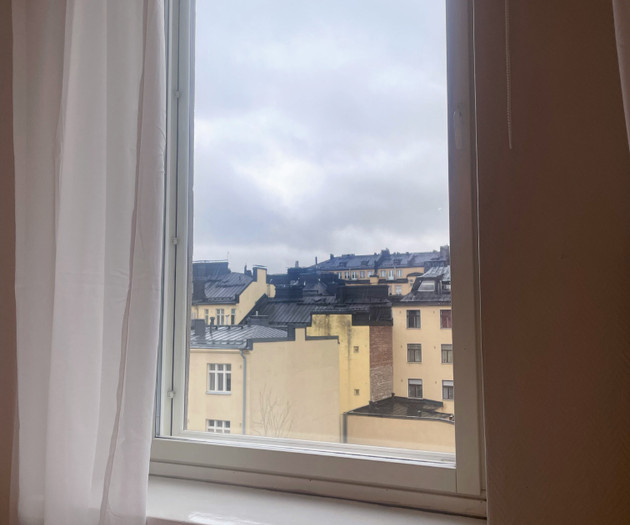 Top-Floor Studio - City Center - Fast WiFi