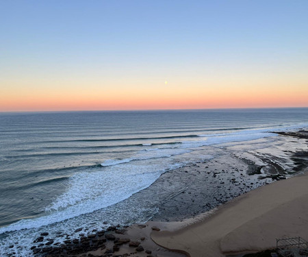 Flat in pretty surfing village available Mar-2025