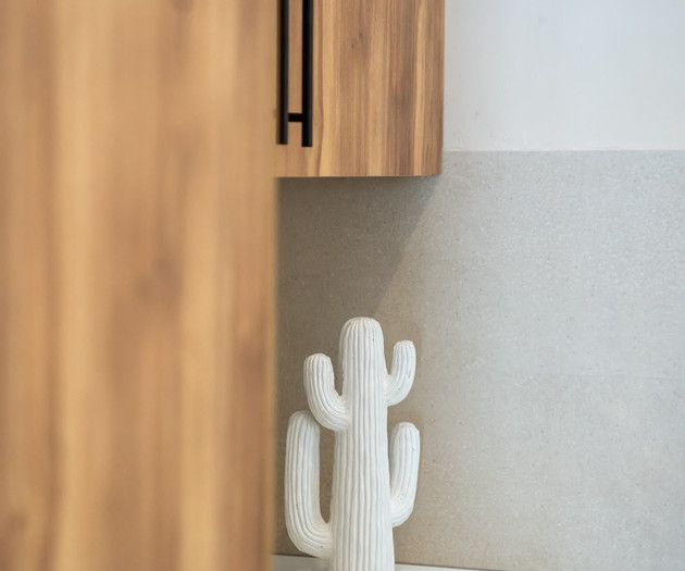 Kitchen counter decor detail