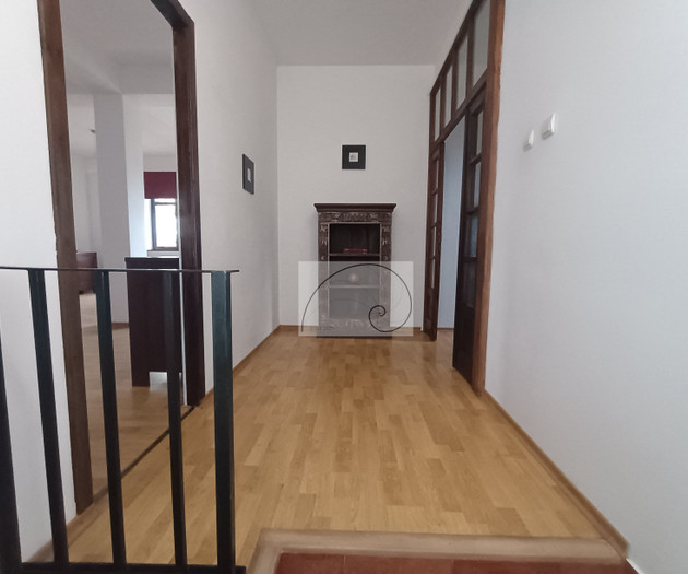 Elegant Duplex in Villa • Central Bucharest