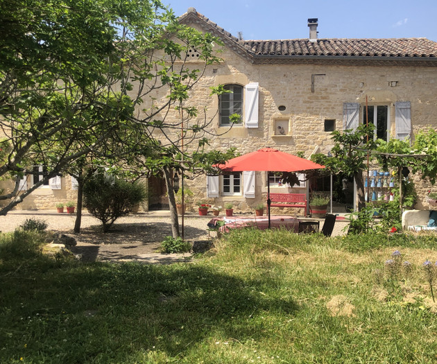 A wonderful studio surrounded by vineyards
