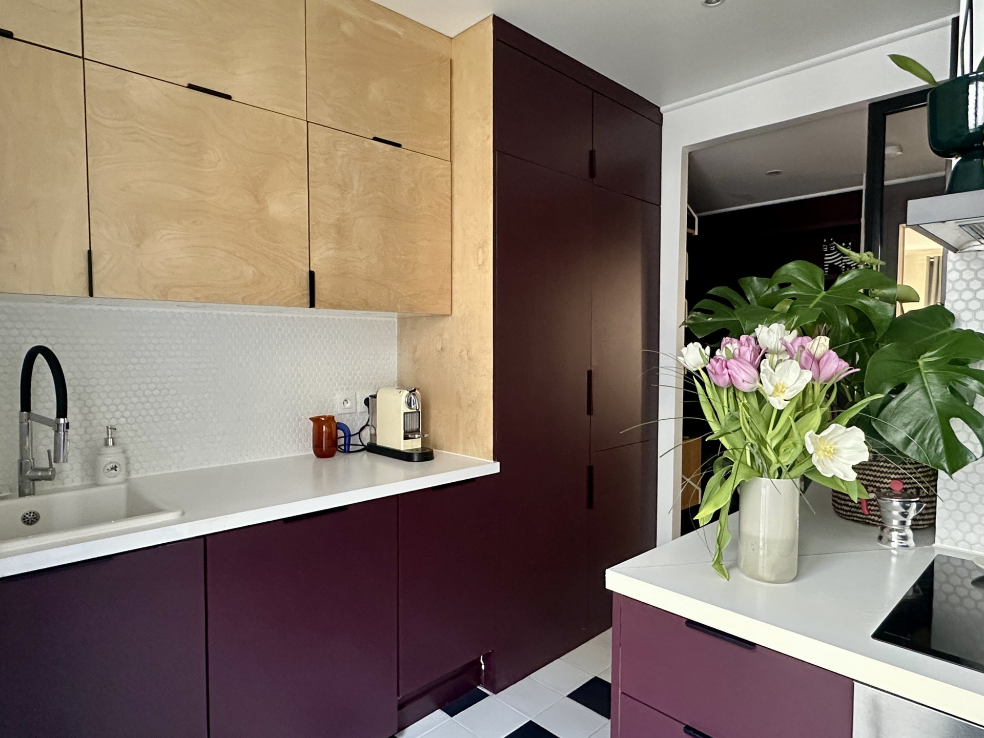 Modern kitchen purple and wood