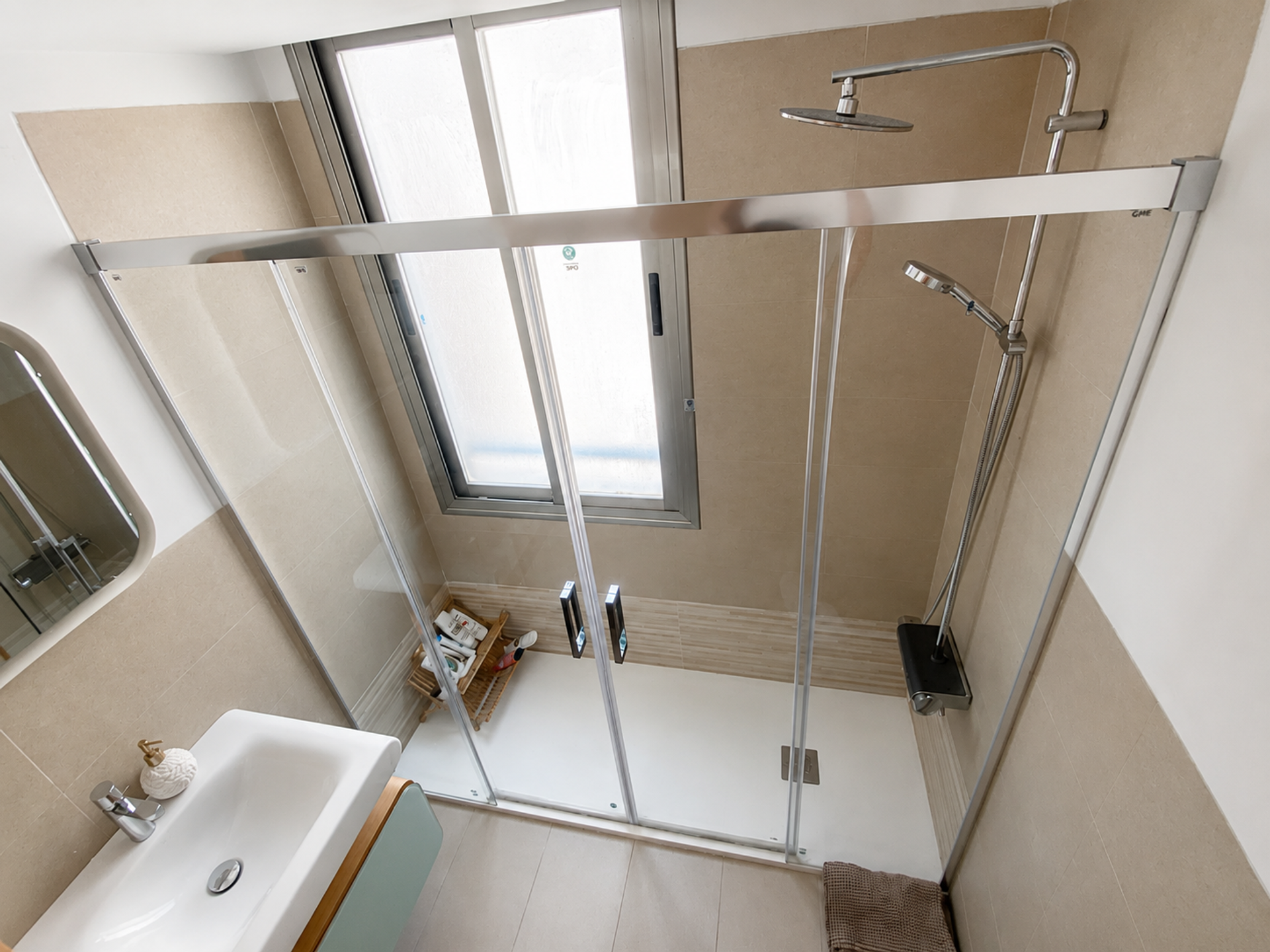 Private Bathroom - Shower