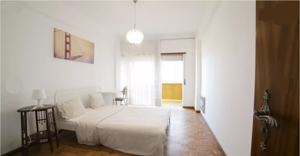 Comfortable double bedroom preview
