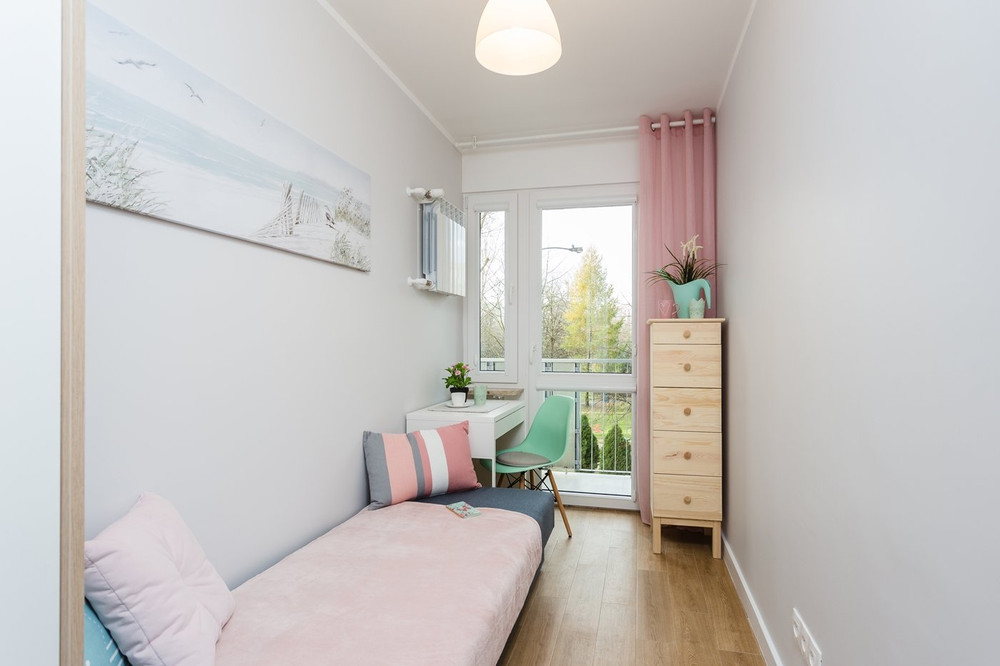 ROOM WITH BALCONY preview