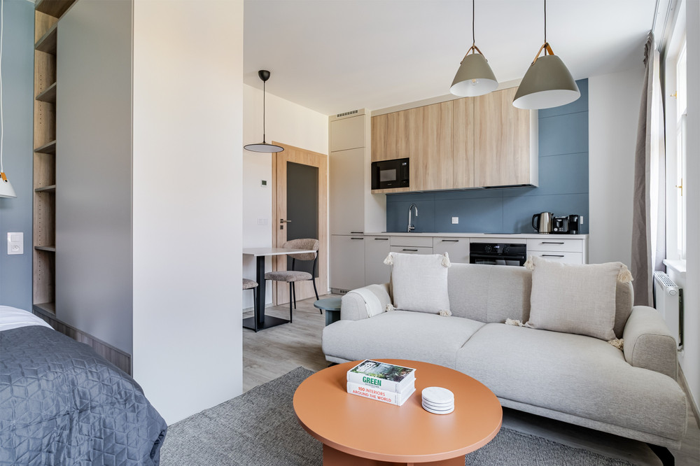 Blueground | Prague 4, tidy & bright, ID70 preview