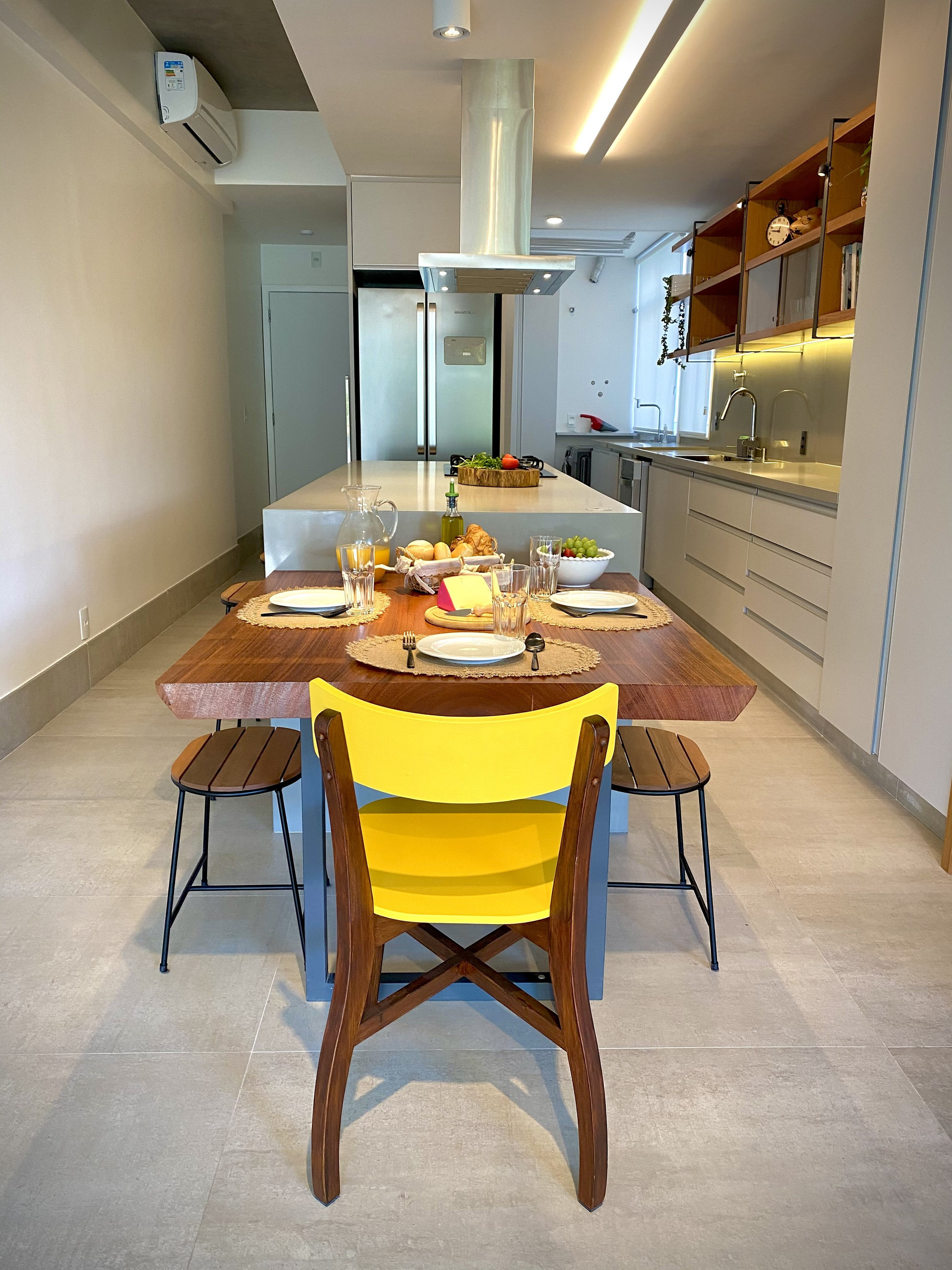 kitchen and lunch table