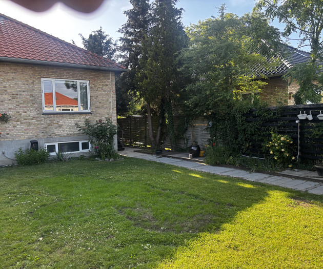 Spacious 92 m² 3-Room Apartment in Copenhagen