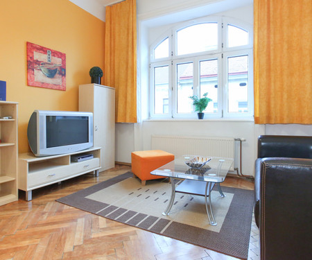 Farbenfrohes, helles Apartment für 4 Personen