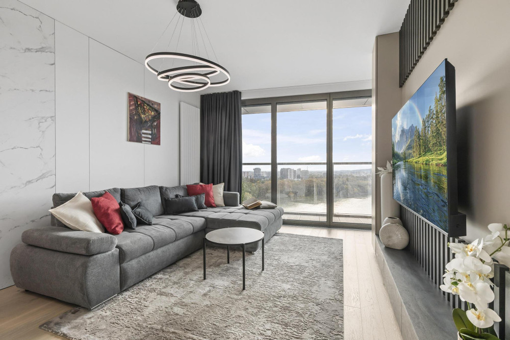Luxury Eurovea Tower: Danube & Castle preview