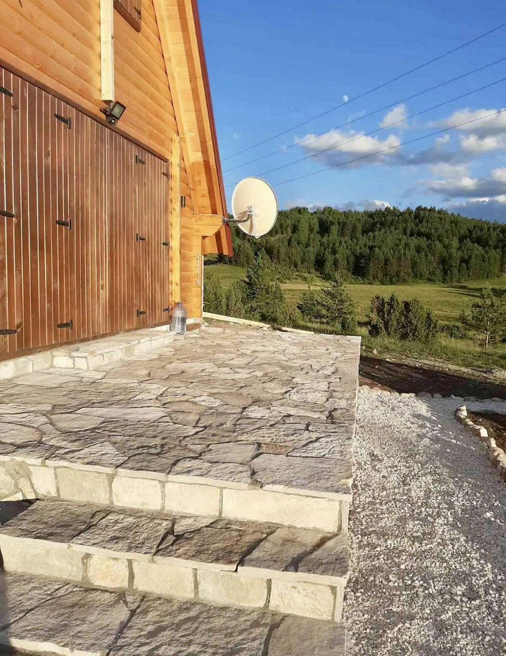 Laura's Cottage in Durmitor preview