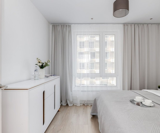 Modern 1-Bedroom Apartment with Stylish Open