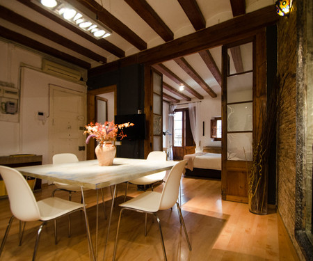 Plaça Reial Apartment