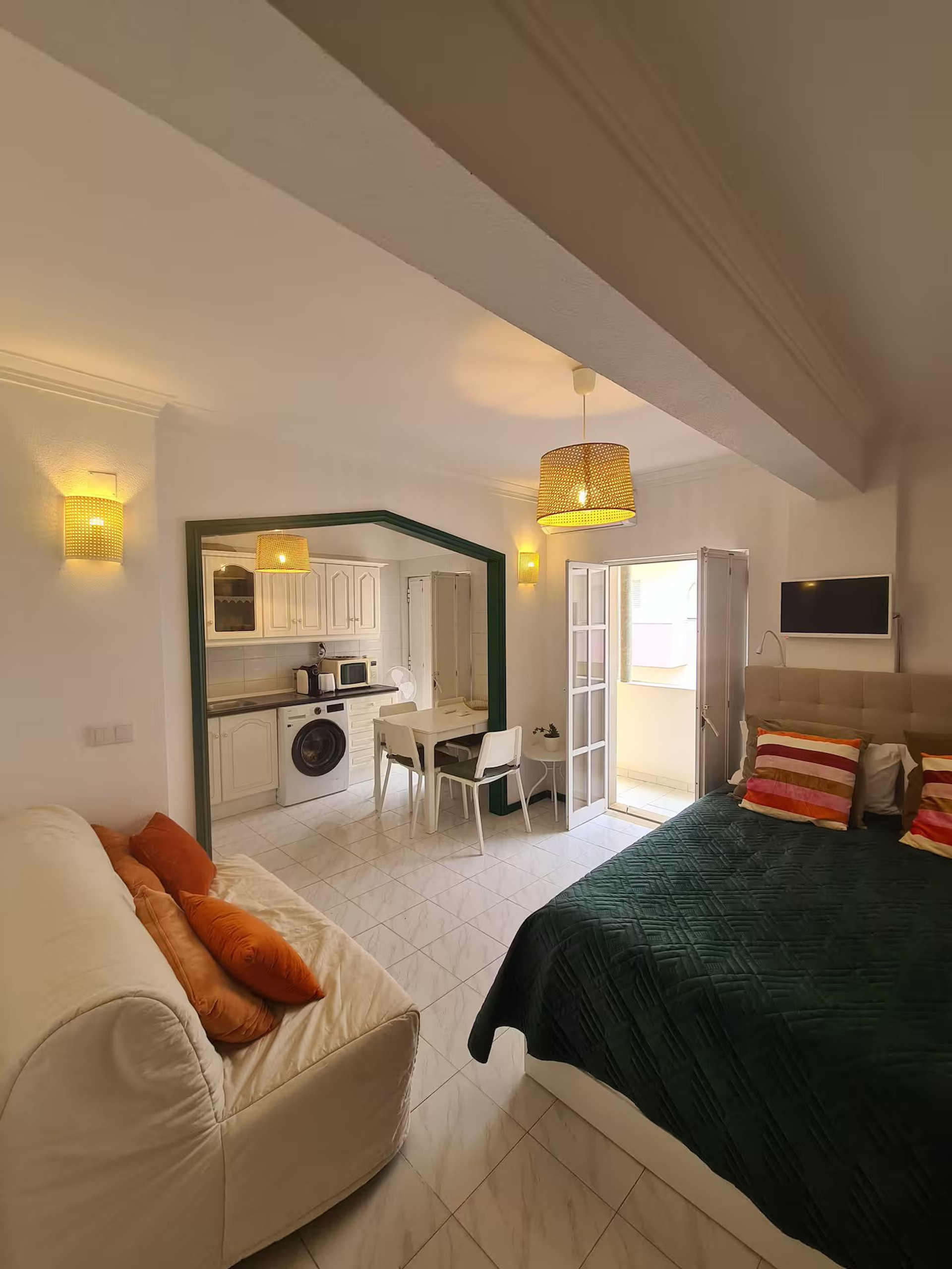Studio living bedroom combo