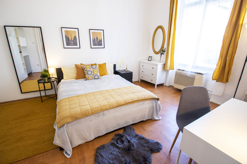 Szív utca 12 - Room 1 at Andrássy Street preview