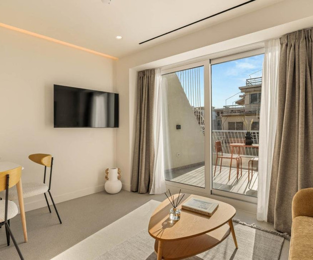 Living room with dining table