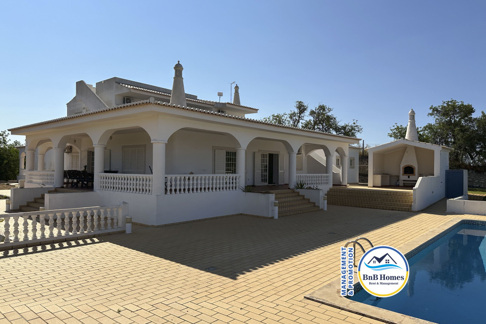 BnB Homes Luxurious Villa with 5 bedrooms & pool preview