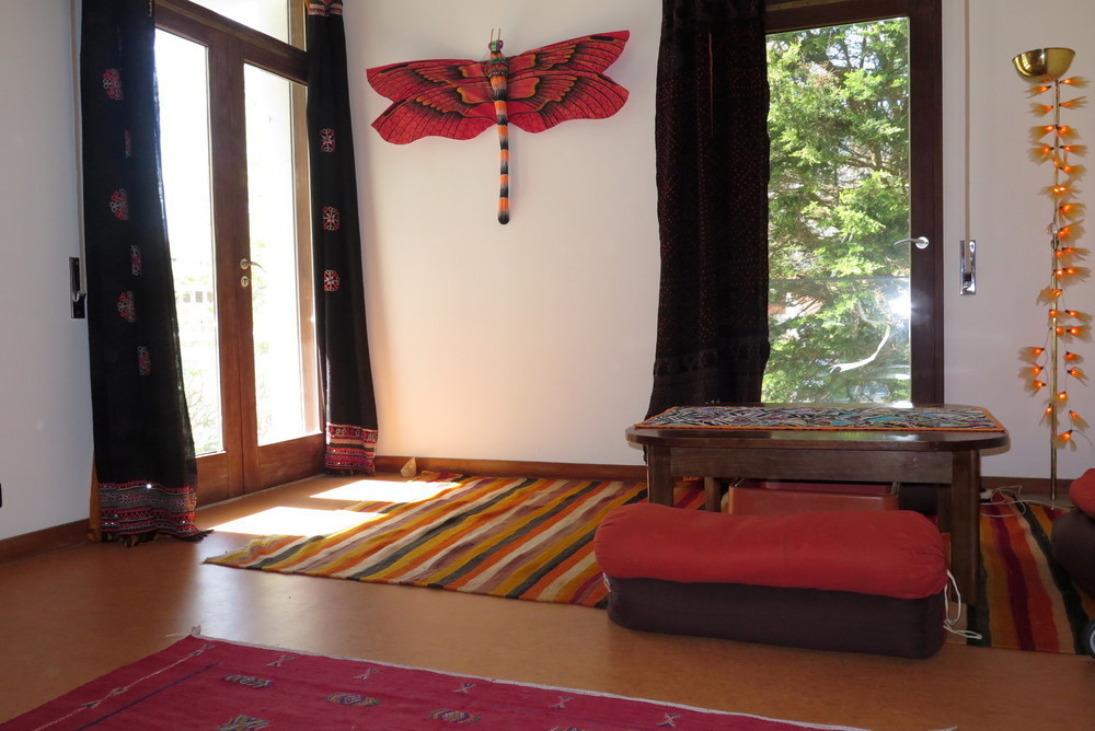 Big Ethnic Cozy Shanti Space preview