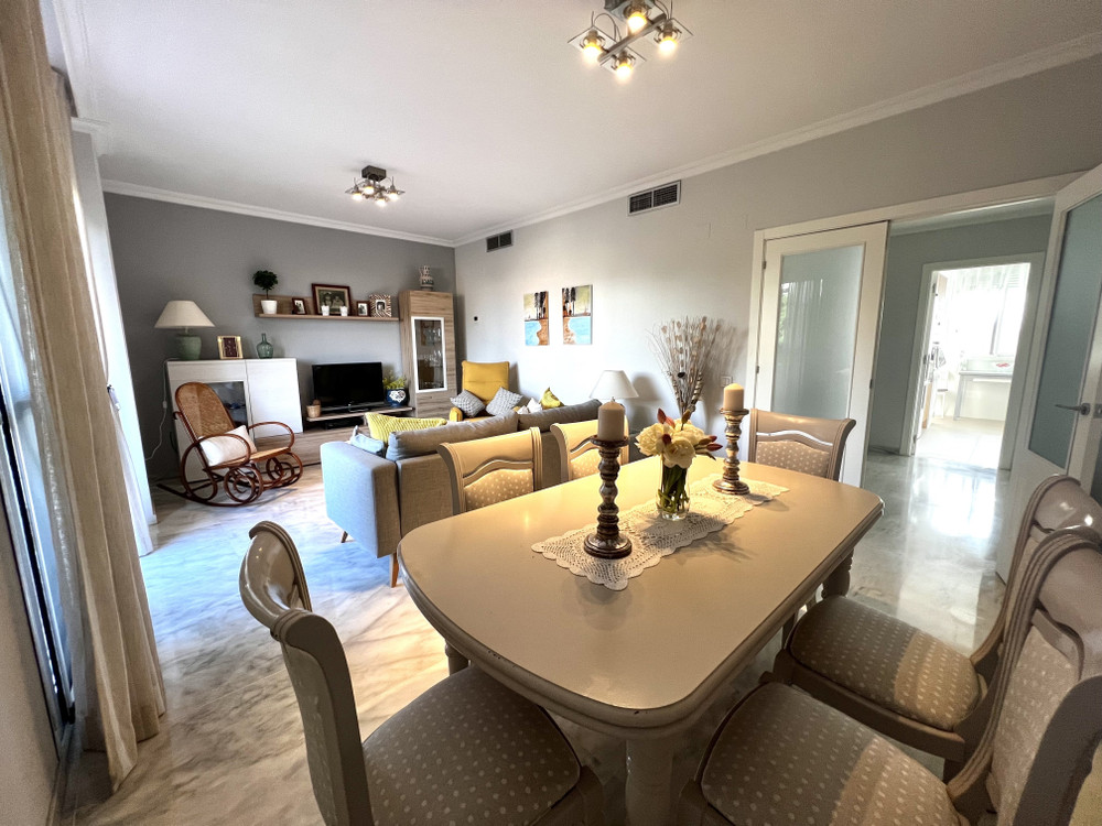 Renovated and Bright  3-Bedroom in Sevilla Este preview
