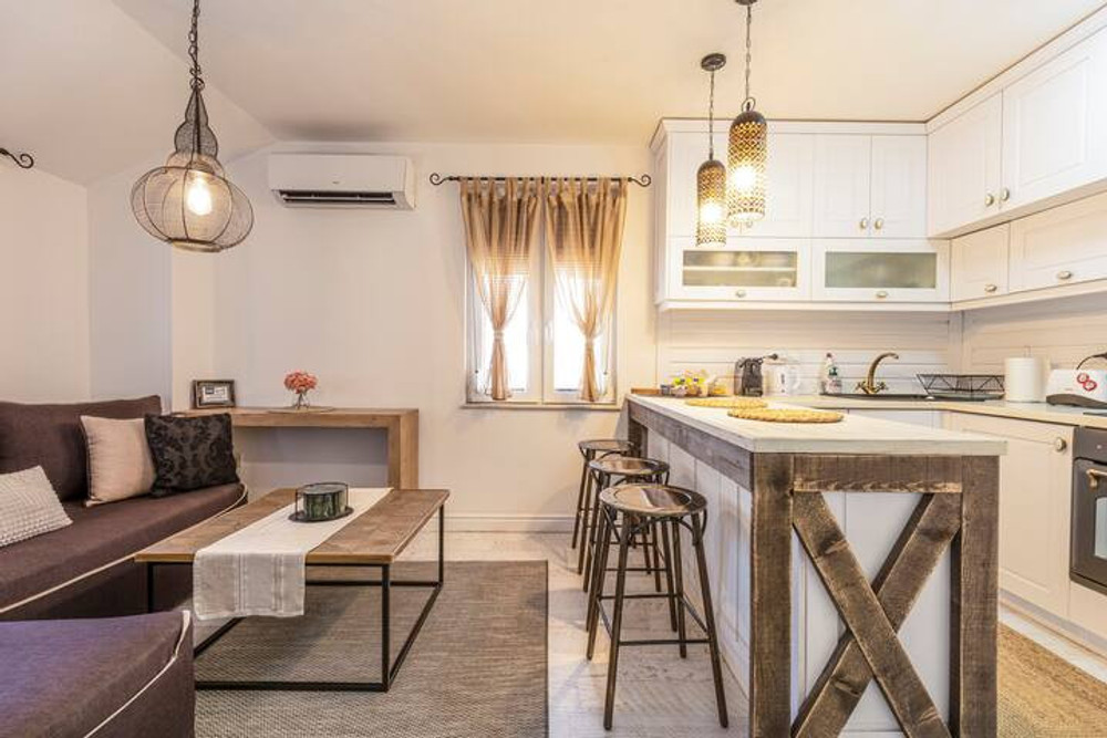Stylish 1BD Flat near the centre of Plovdiv preview