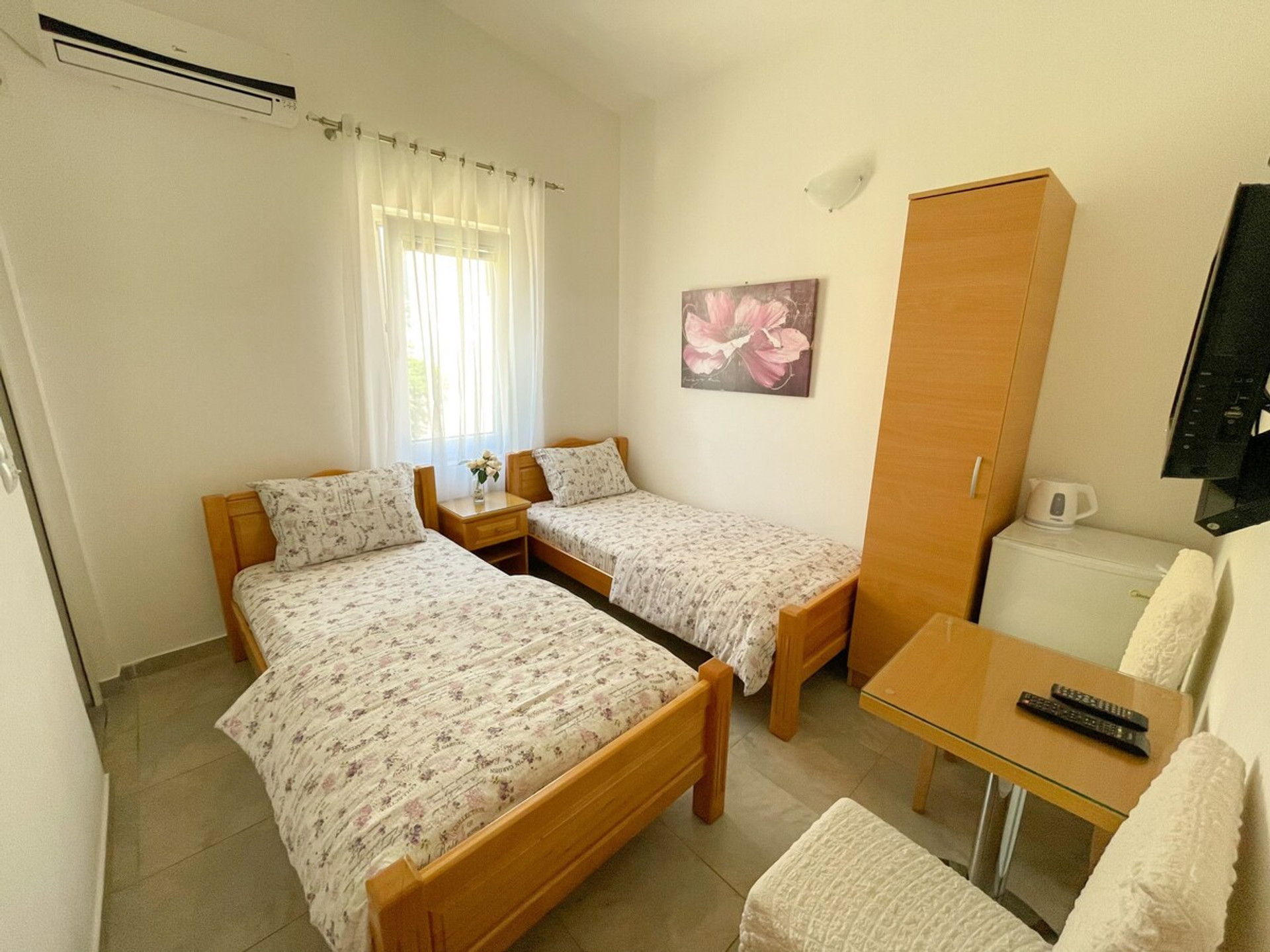 Economy bedroom, without balcony