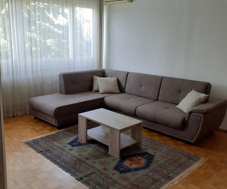 Apartman Ustanička