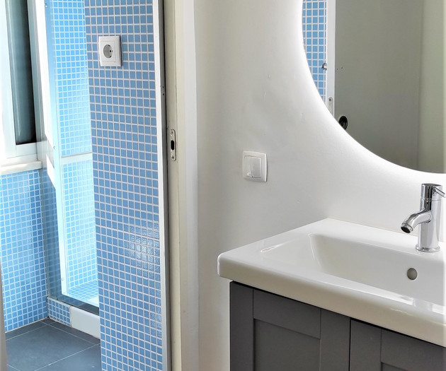Guesthouse 5 suites 10 Guests 5 wc Avenue liberty
