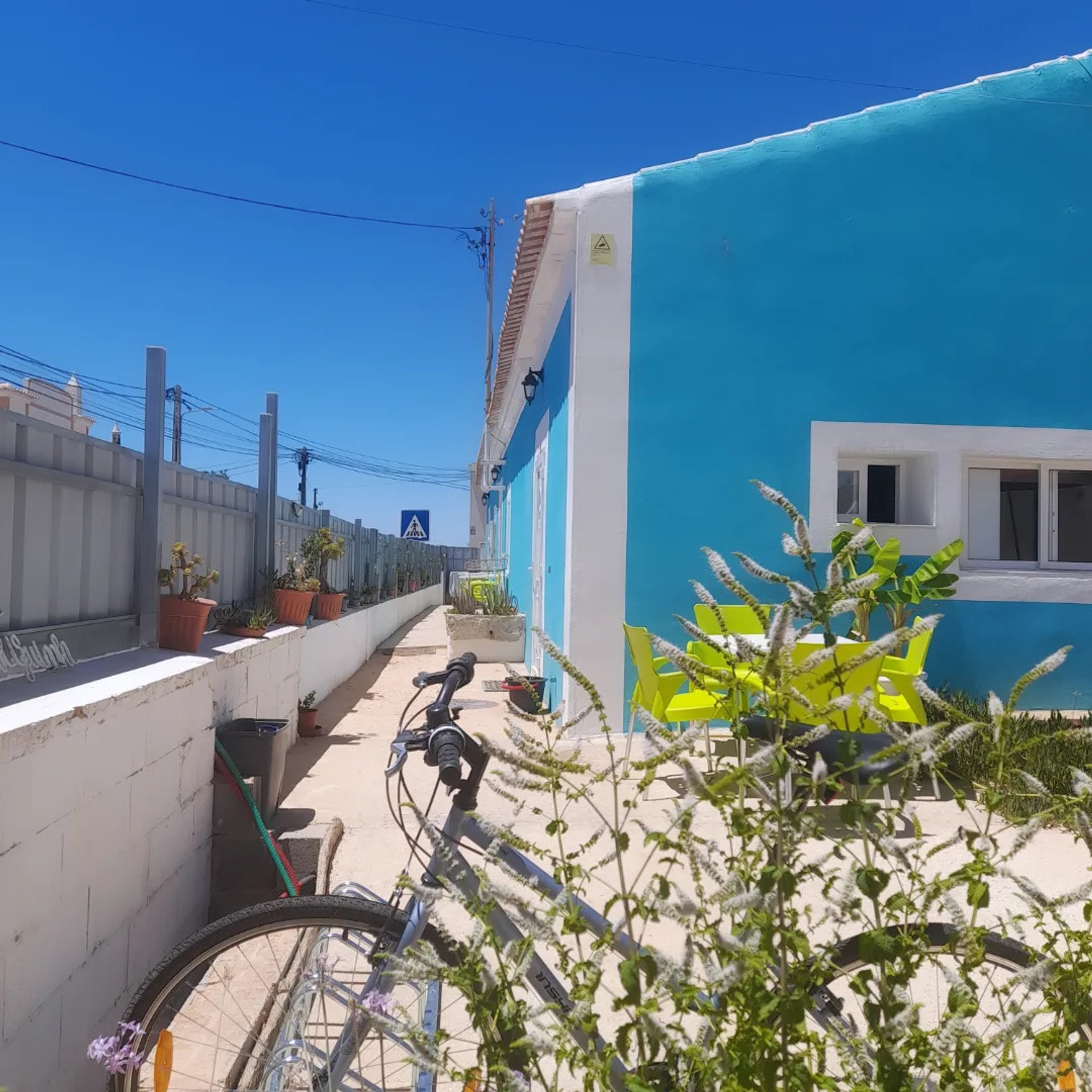 patio and bike renting